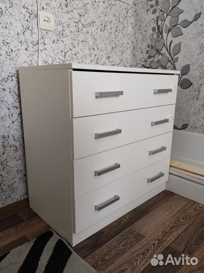 Комод белый