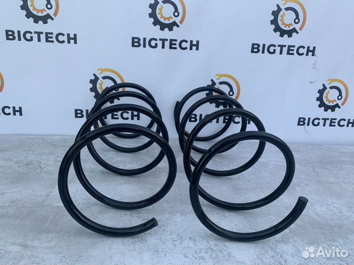 Пружина передняя (Пара) Mercedes W203 A2033213804