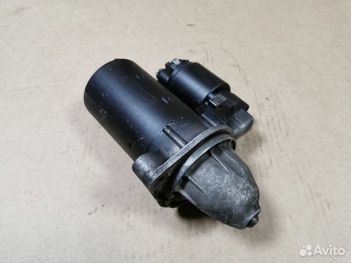 Стартер на Mercedes W124 E220, E200, 200E и 230E