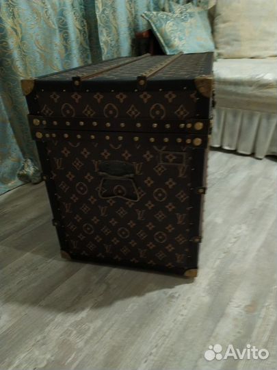 Сундук стол под Луи Виттона