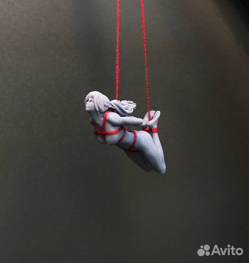 Фигурка Девушка шибари на зеркало