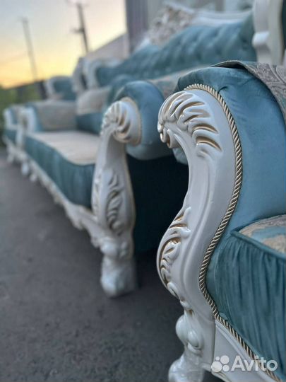 Диван и кресла