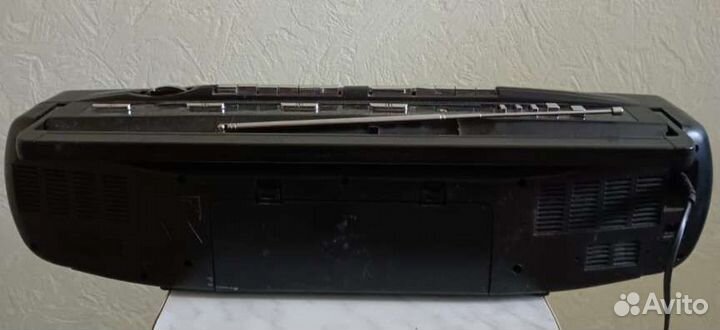 Кассетный магнитофон