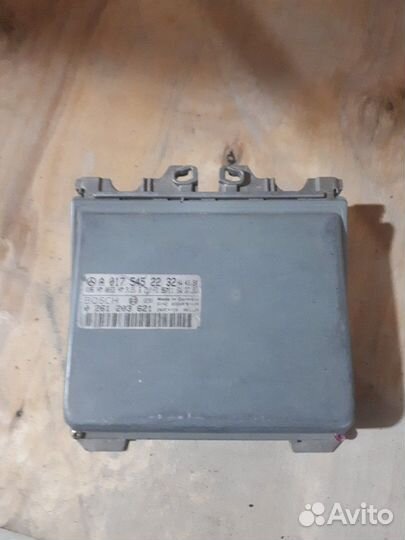 Блок управления двигателя 017 545 22 32 мерседес 1
