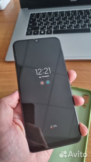 Samsung Galaxy A30, 3/32 ГБ