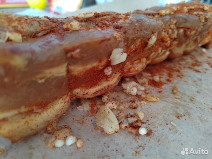 Копченые деликатесы из рыбы и мяса