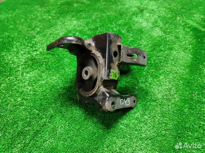 Подушка левая Toyota Auris Corolla Avensis