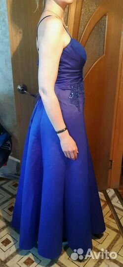 Платье вечернее