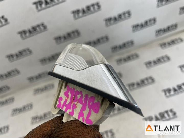 Маячок на крыло переднее левое toyota crown