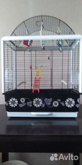Большая клетка для птиц