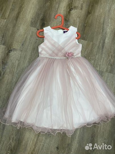 Пышное платье для девочки 122 128