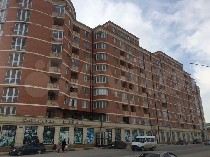 2-к. квартира, 66 м², 4/9 эт.
