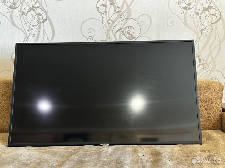 Продается телевизор Samsung UE43NU7170