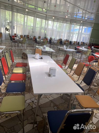 Столы, стулья