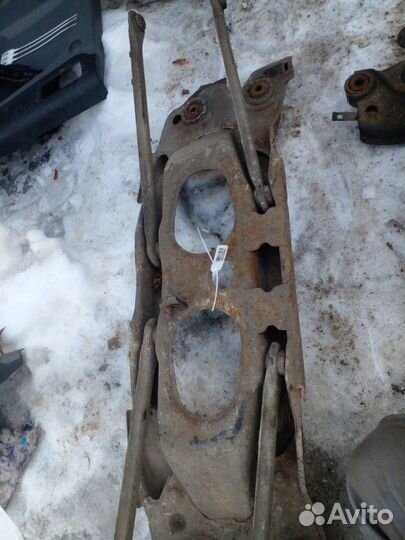 Подрамник задний Ford Mondeo 3 2000-2007