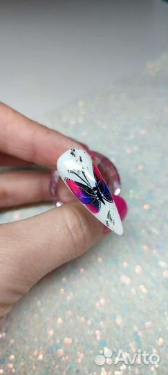 Наращивание ногтей