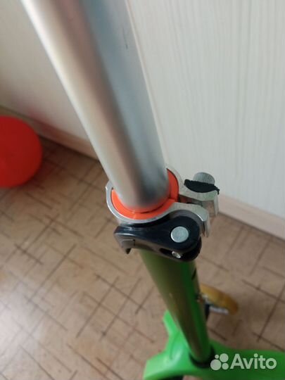 Самокат трехколесный