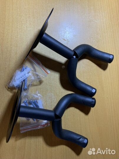 Настенное крепление для гитары