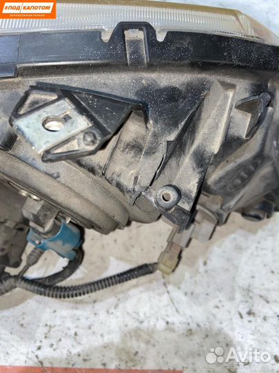 Фара Ксенон лев. Honda Civic 8 (2005 - 2008)