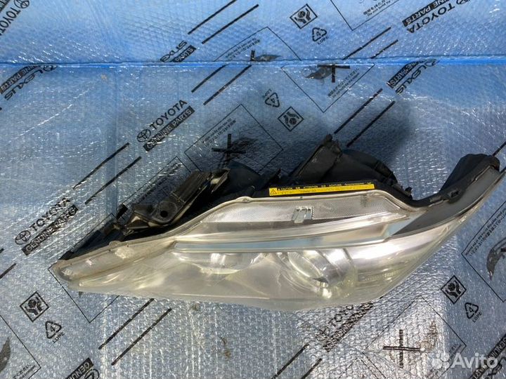 Фара левая Toyota Camry XV50 2011