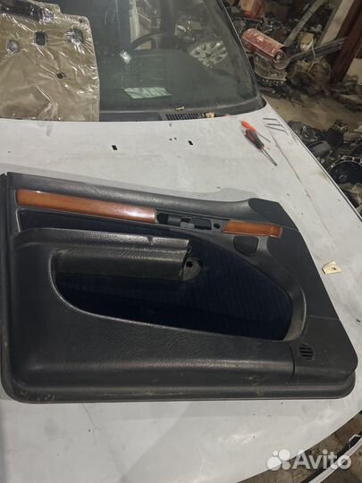 Общивки дверей комплект audi 100