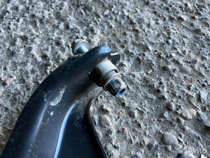 Рычаг передний правый Renault Arkana пробег 46