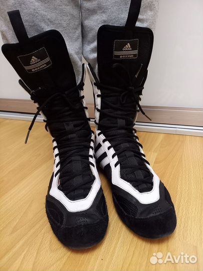Кроссовки adidas для бокса