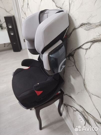 Детское автомобильное кресло Cybex Pallas 2fix
