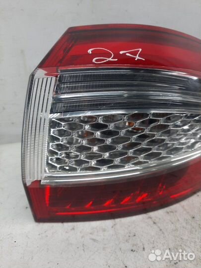 Фонарь задний правый Ford Mondeo универсал 1.6