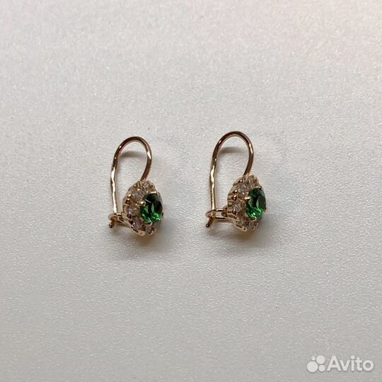 Золотые серьги 585 пробы