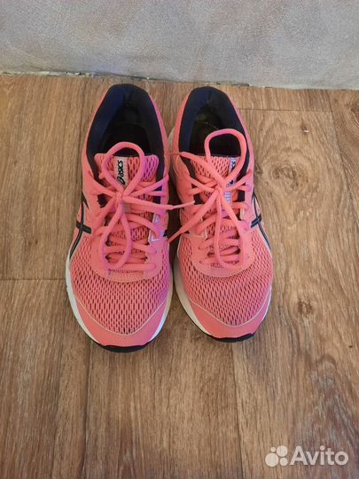 Кроссовки женские Асикс