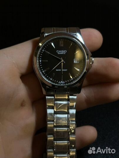 Наручные часы Casio Quartz