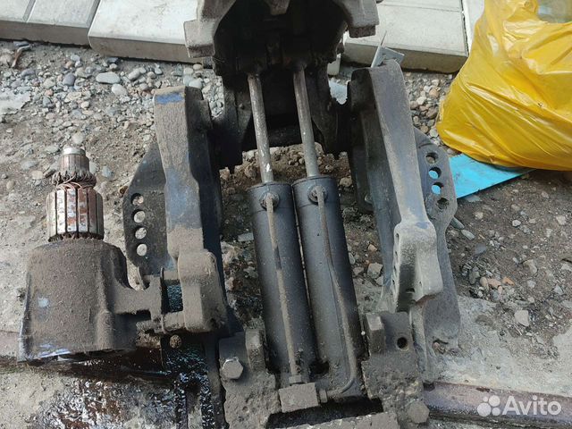 Гидроцилиндр лодочного мотора купить в Барнауле SUZUKI | Авито