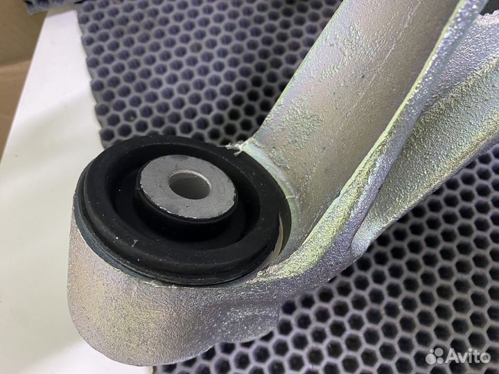 Рычаг передний нижний Mercedes 164