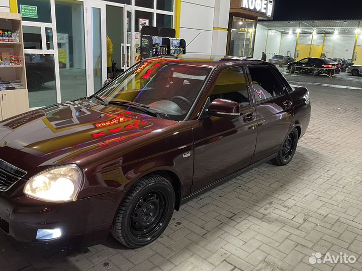 LADA Priora 1.6 МТ, 2011, 245 993 км