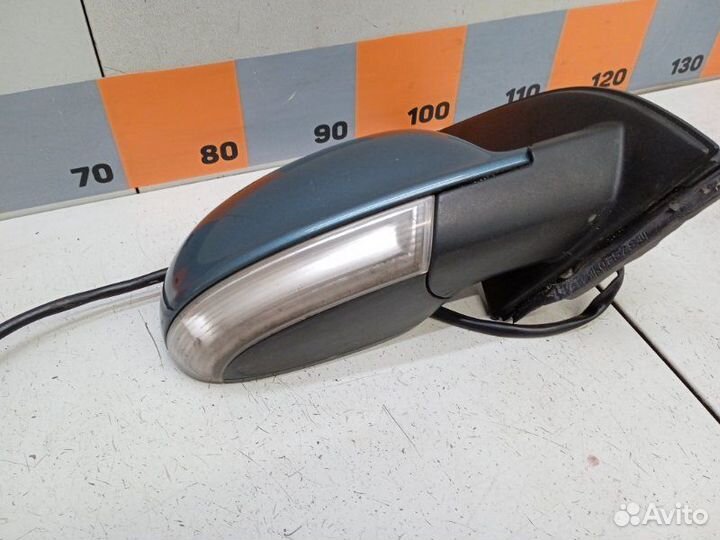 Зеркало правое Volkswagen Golf 5 1.6 2004