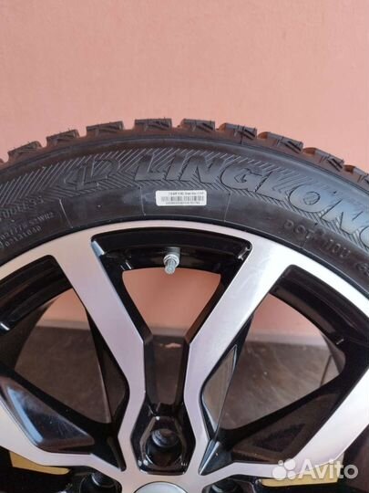 Автошины на дисках для Geely Coolray зимние