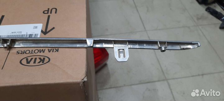 Хром решетки радиатора Toyota Rav4/2009