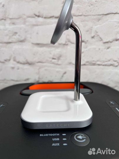 Беспроводное зарядное устройство Satechi Magnetic
