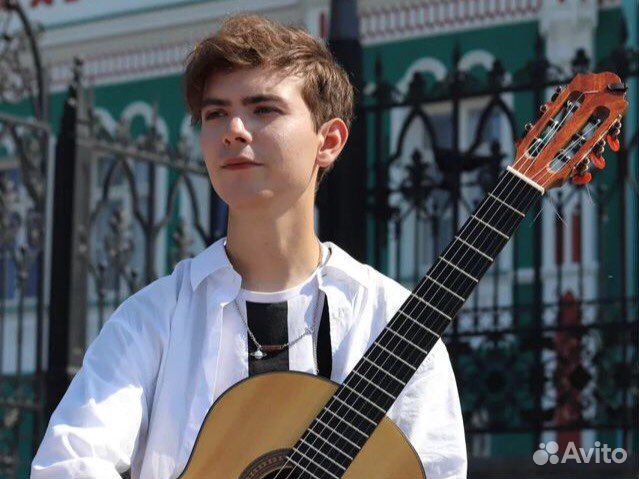 Онлайн уроки гитары / укулеле. Репетитор