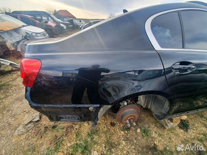 Крыло правое 61611-30881 Lexus GS UZS190 GWS191