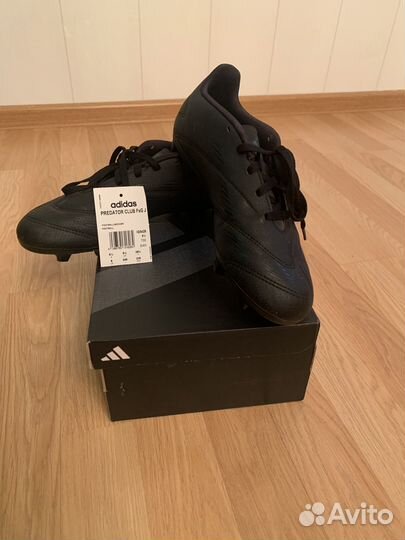 Бутсы adidas predator