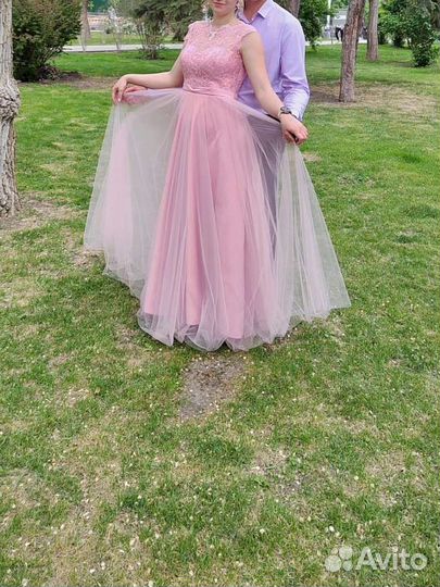 Вечернее платье