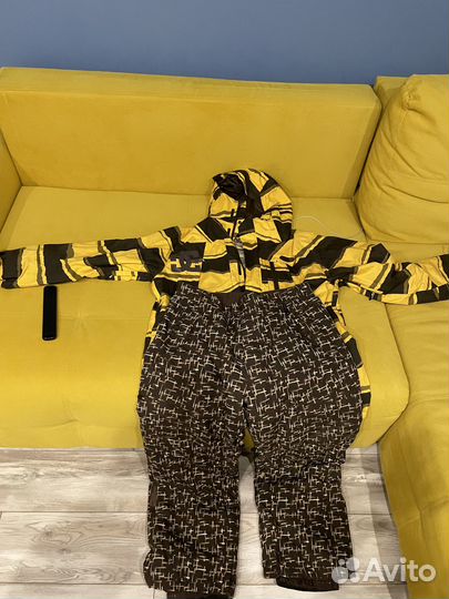 Сноубордический костюм мужской