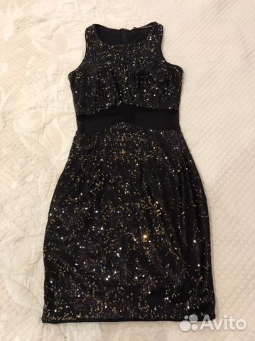 Платье с пайетками Love Republic