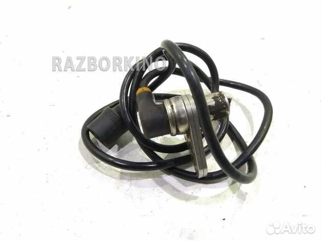 Датчик ABS передний