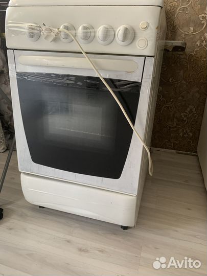 Духовка Elenberg