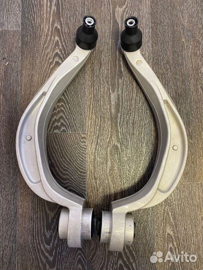 Рычаг передний нижний задний Audi (8K0407693E)