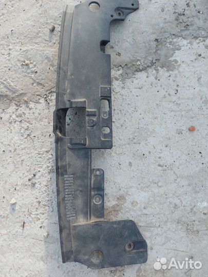 Накладка радиатора на Mitsubishi Lancer 10