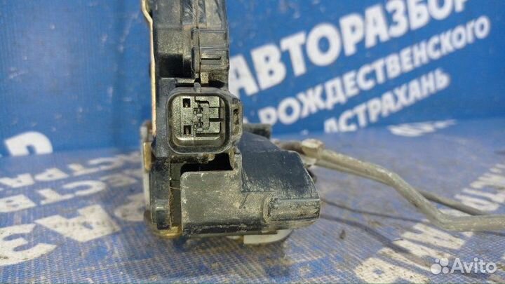 Передний левый замок двери Mitsubishi Lancer 9